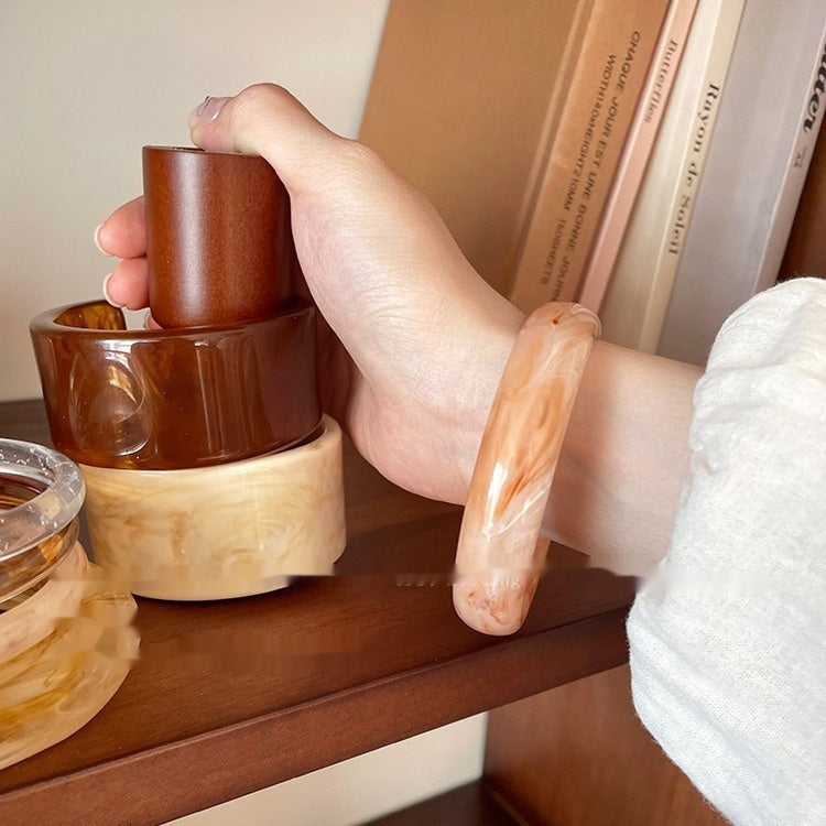 Irregular Wide-brimmed Acrylic Acetate Bracelet